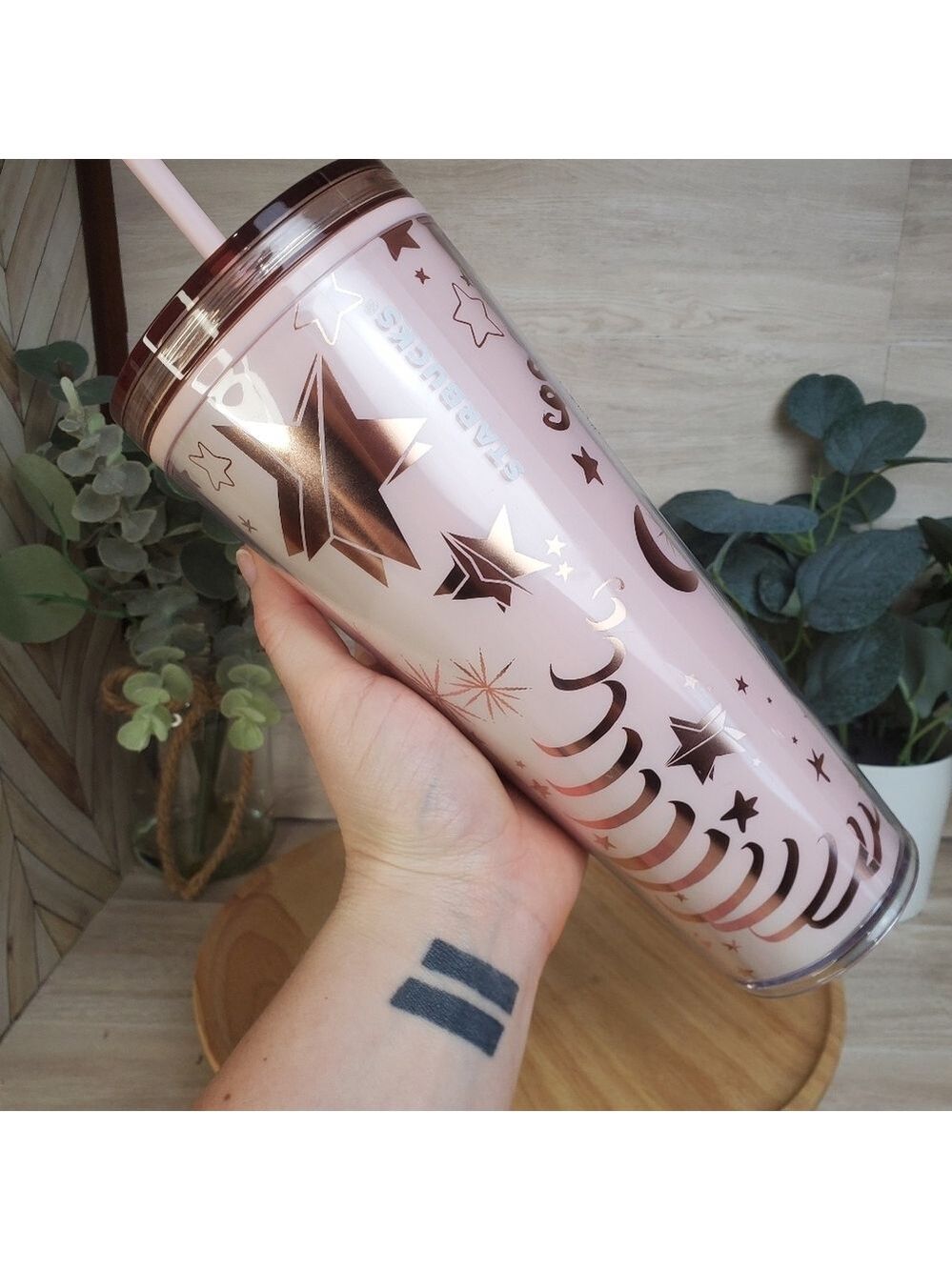 Starbucks Pink 24oz Tumbler Stars Moon Glitter Lid Sailor Moon